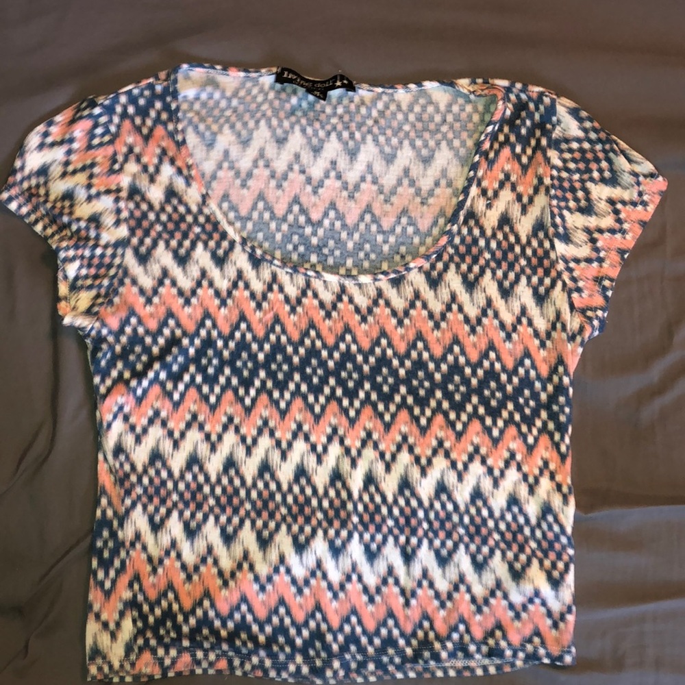 Short sleeve shirt